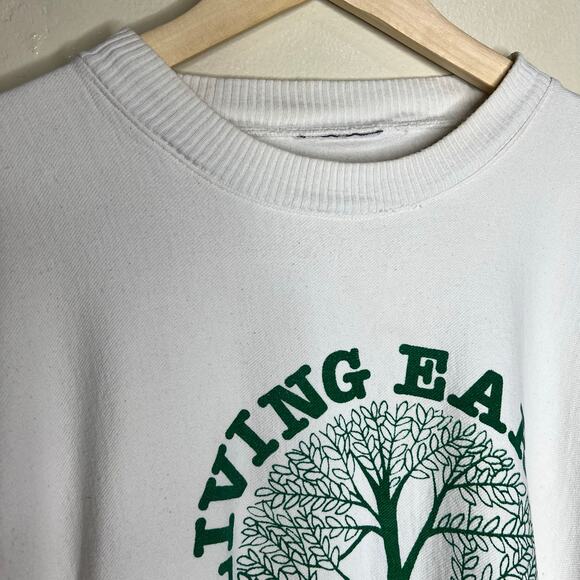 Vintage Living Earth Sweatshirt Twill Cotton Unisex White Green Tree Graphic 80s - Picture 5 of 6